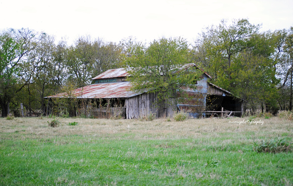 Old Barn in Caddo Mills