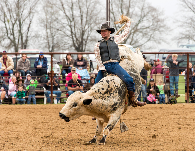 ©2018 Moore Photography World Senior Professional Bull Riders at King