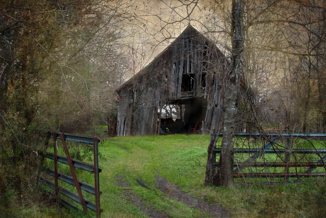 Old Barn in White Rock, Texas