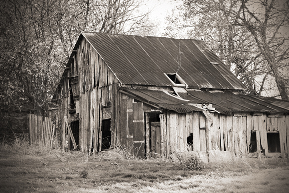 Old Barn Photo in Ely, Texas