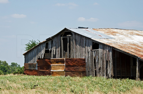 Old Barn's in Duplex, Texas